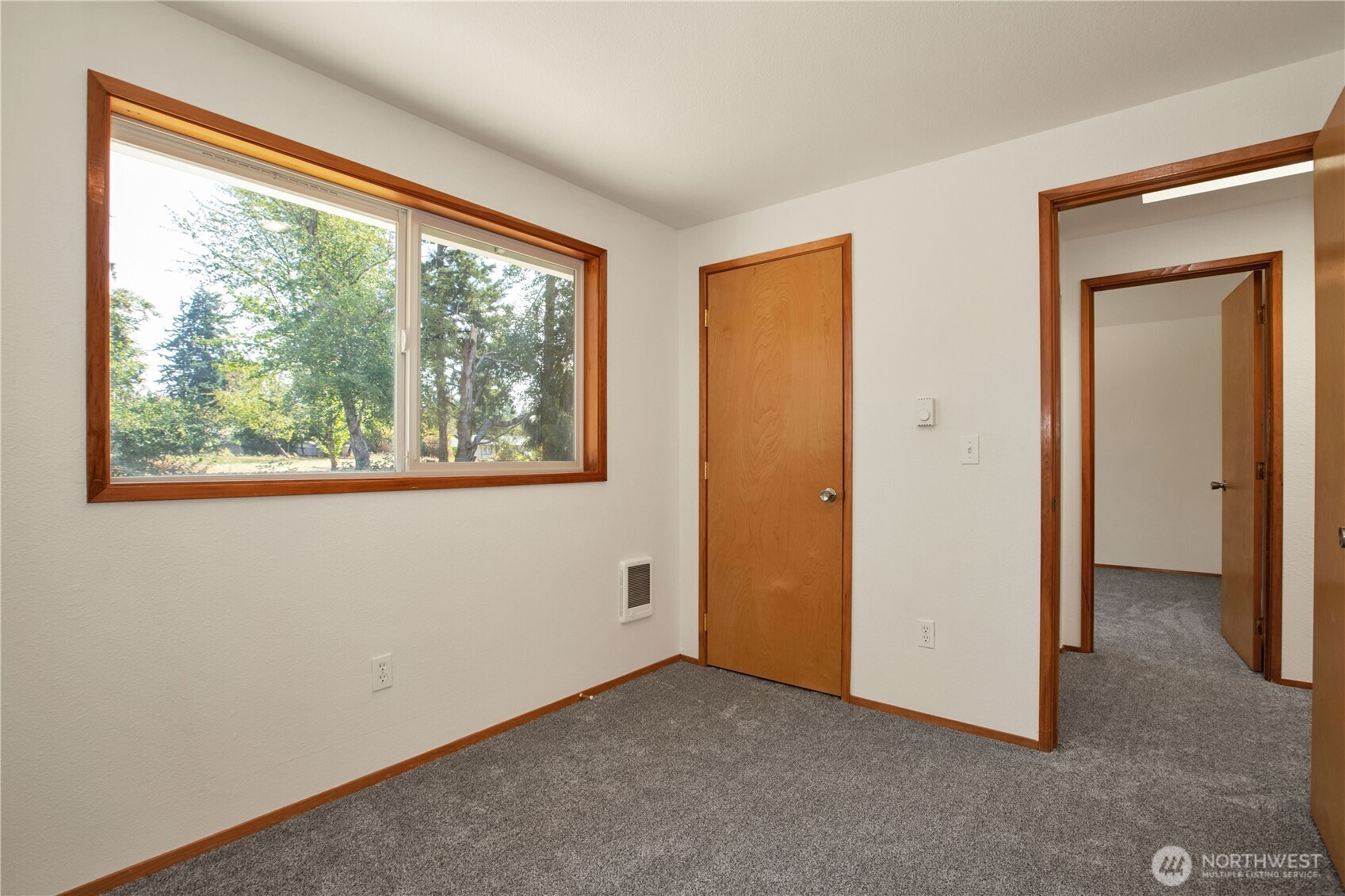 812 Dundee Road Northwest Olympia, WA 98502 - Photo 14 of 21 Gallery Image 14
