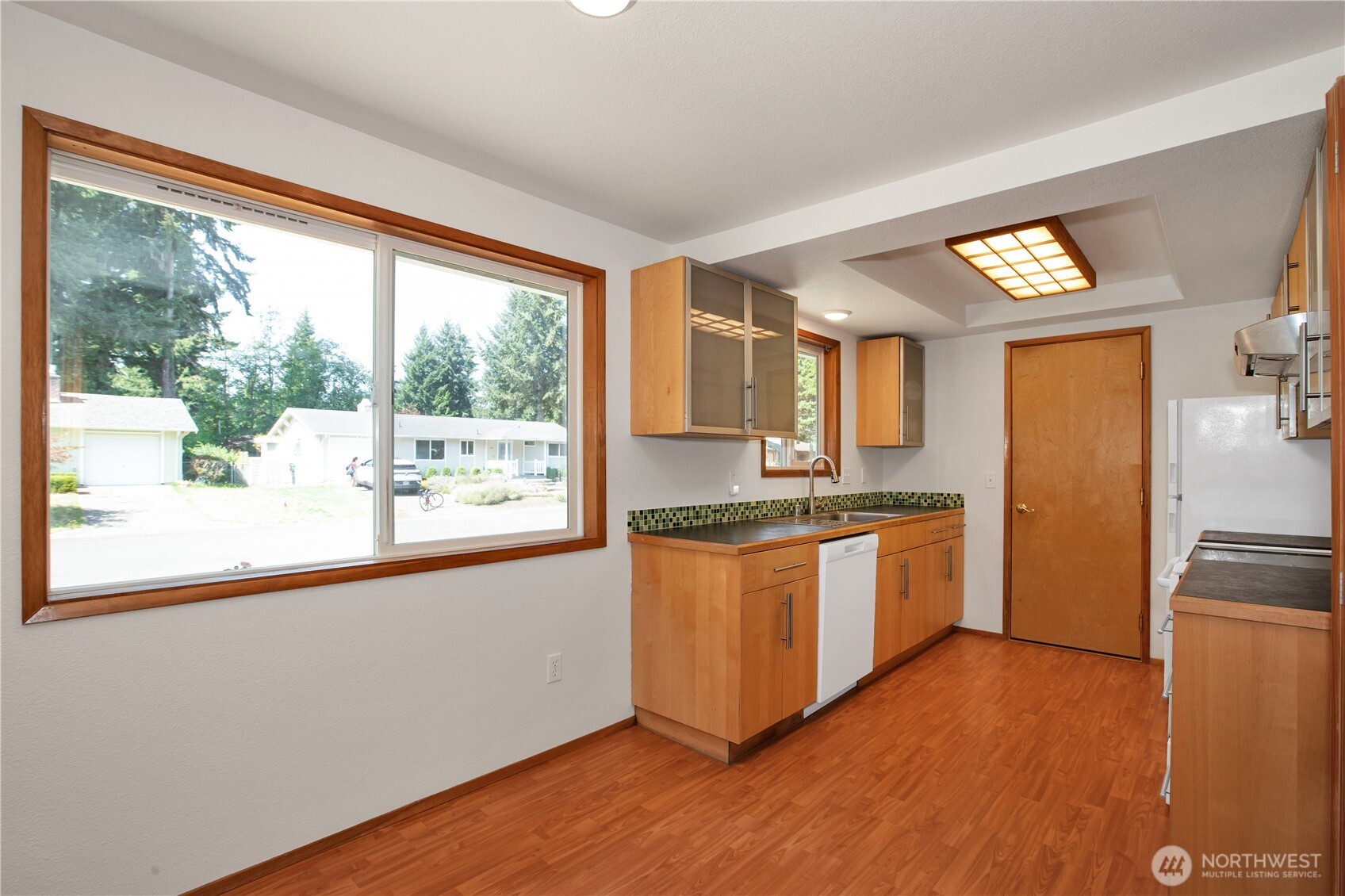 812 Dundee Road Northwest Olympia, WA 98502 - Photo 6 of 21 Gallery Image 6