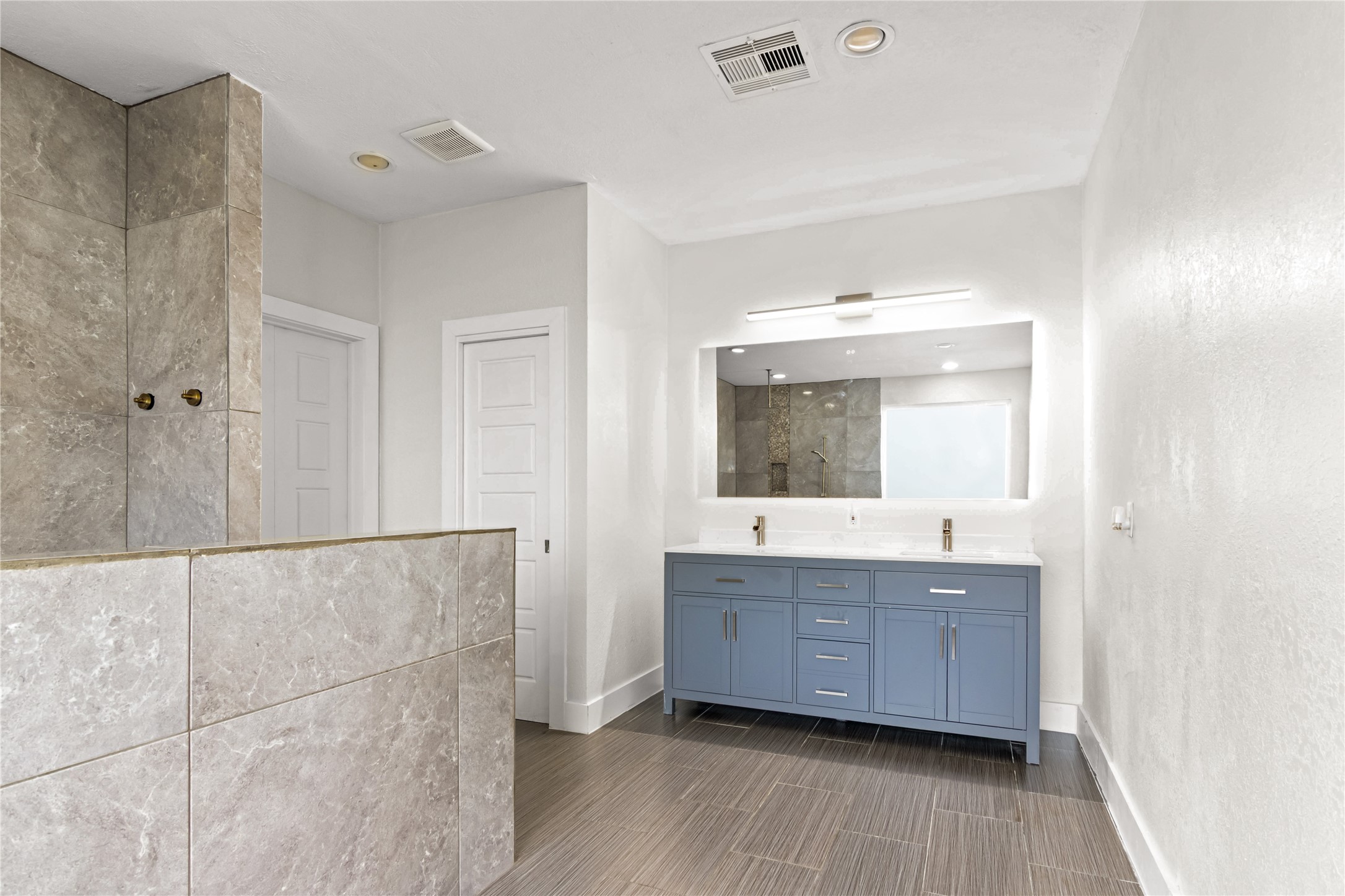 23102 FM 521 Road Angleton, TX 77515 - Photo 22 of 40