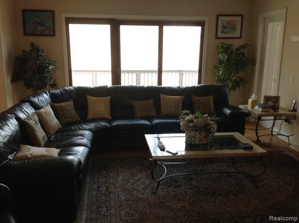 4440 Boxwood Court Rochester, MI 48306 - Photo 19 of 48 IMG_1905.jpg