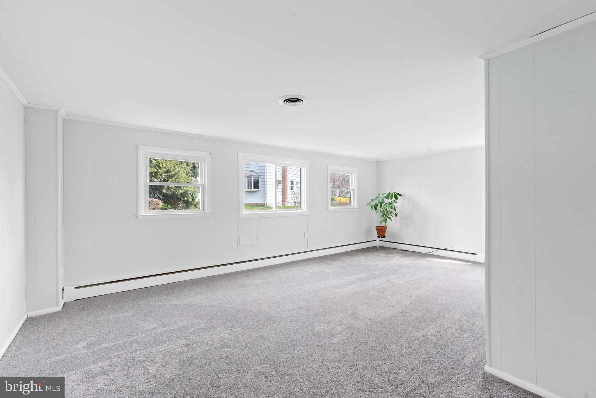 1040 Edwards Drive Springfield, PA 19064 - Photo 20 of 30 Family Room