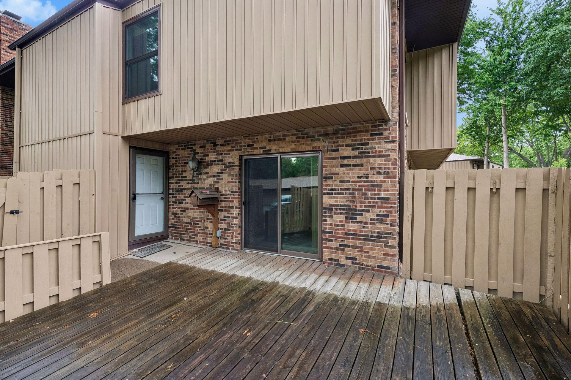 2401 Unity Avenue North Golden Valley, MN 55422 - Photo 4 of 30