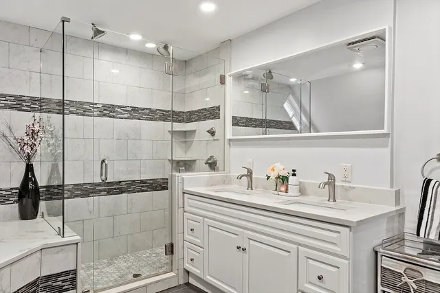 $529,900 | 459 High Street, Clinton, MA 01510