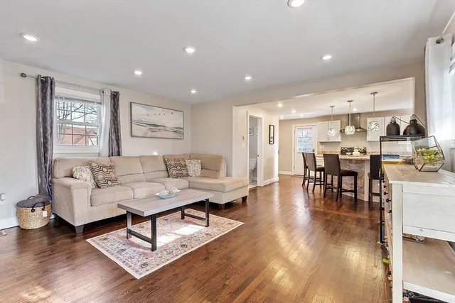 $529,900 | 459 High Street, Clinton, MA 01510