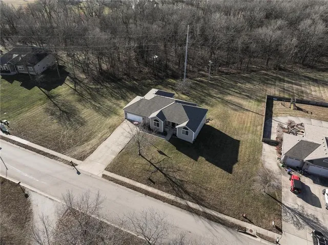 $475,000 | 703 Mulberry Street, Pleasant Hill, MO 64080