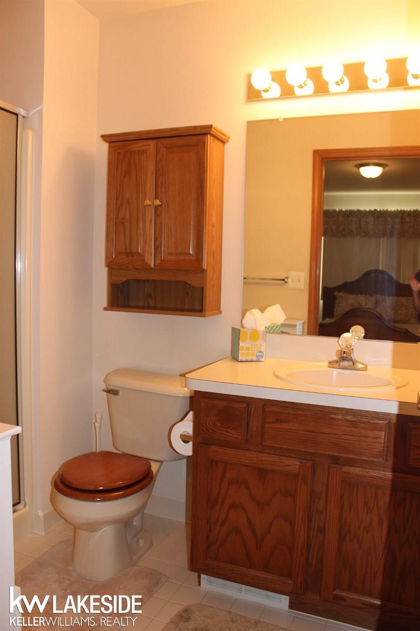 472 Newcastle Lane Romeo, MI 48065 - Photo 13 of 25 31390911-12.JPG