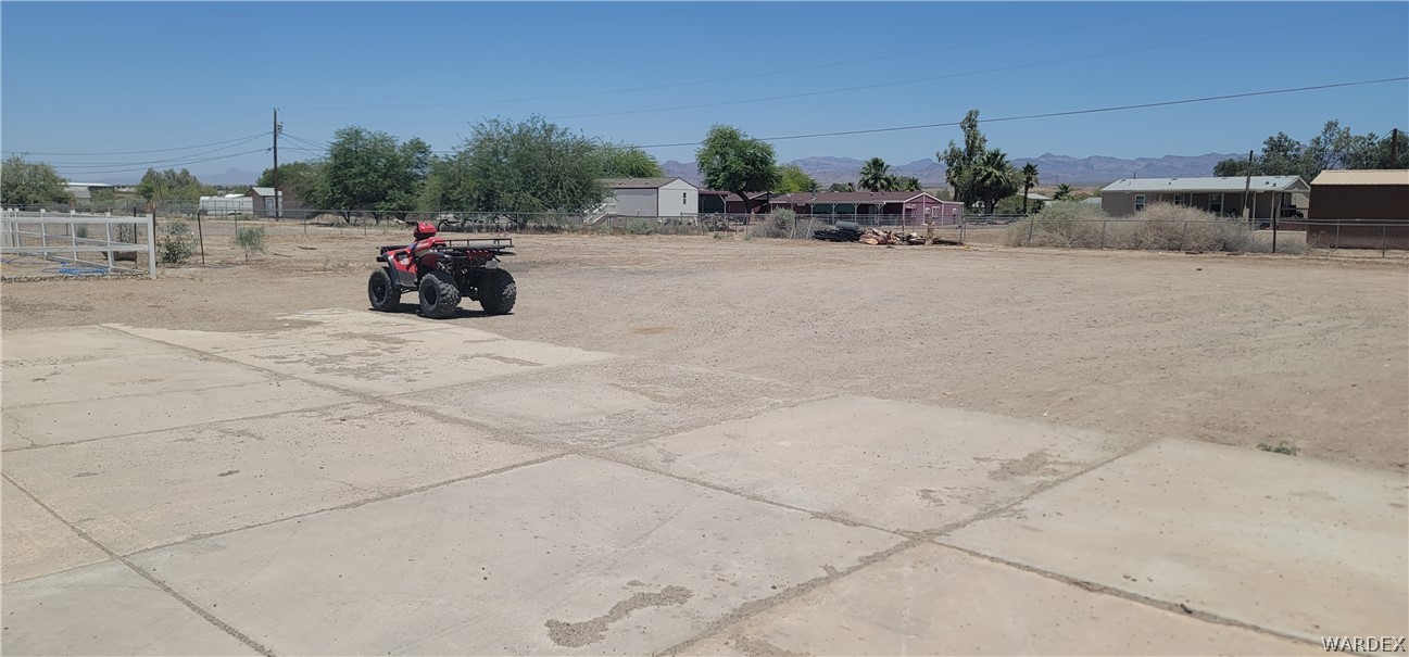 7100 Mountain View Road Mohave Valley, AZ 86440 - Photo 10 of 35