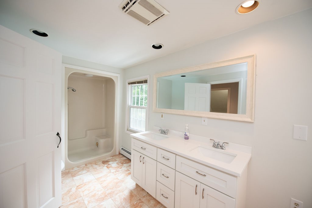 536 Middle Road East Greenwich, RI 02818 - Photo 26 of 49 Gallery Image 26