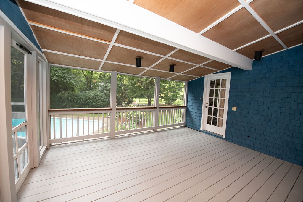 536 Middle Road East Greenwich, RI 02818 - Photo 39 of 49 Gallery Image 39