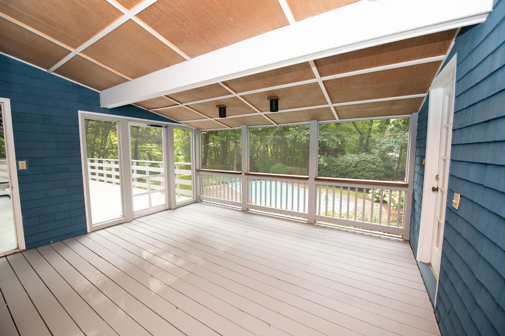 536 Middle Road East Greenwich, RI 02818 - Photo 40 of 49 Gallery Image 40