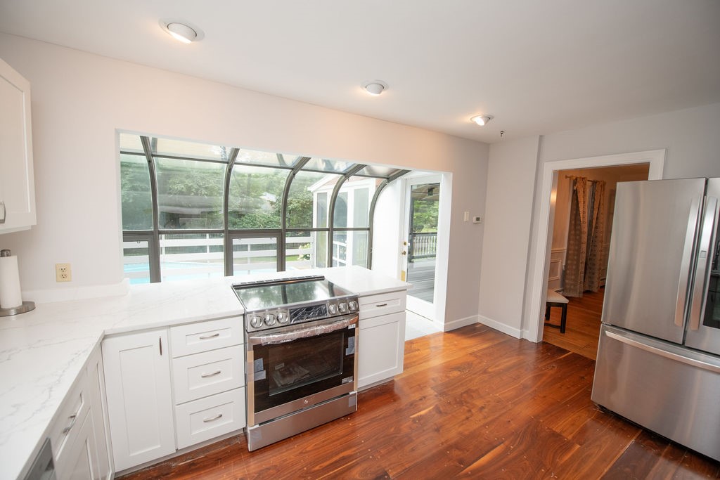 536 Middle Road East Greenwich, RI 02818 - Photo 8 of 49 Gallery Image 8
