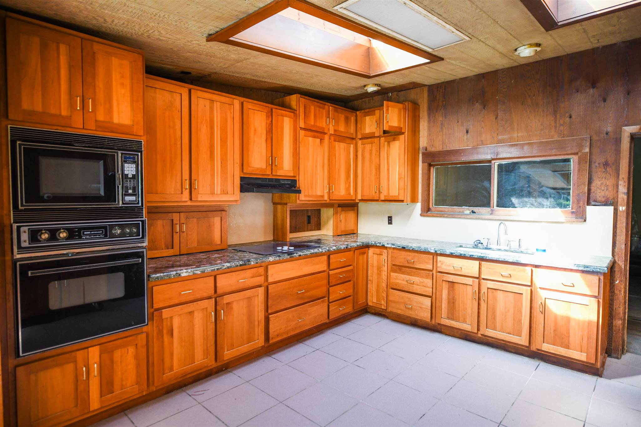 1527 Jackson Branch Ridge Road Nashville, IN 47448 - Photo 11 of 36 Gallery Image 11