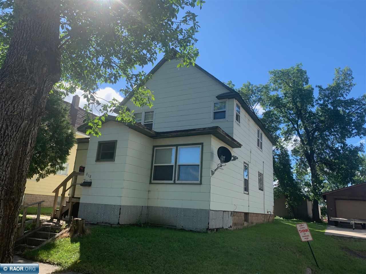 818 13th Street North Virginia, MN 55792 - Photo 2 of 17