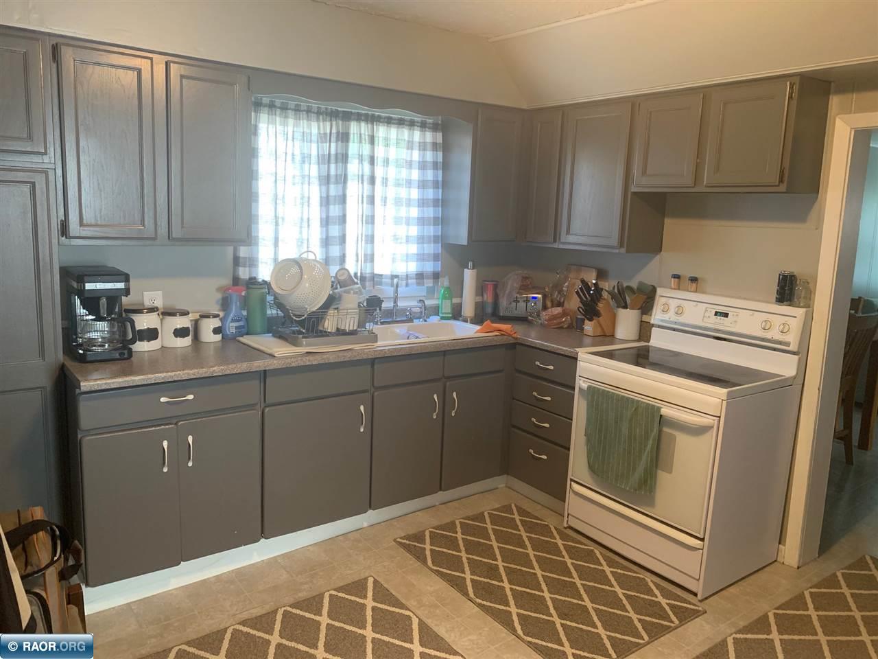 818 13th Street North Virginia, MN 55792 - Photo 3 of 17