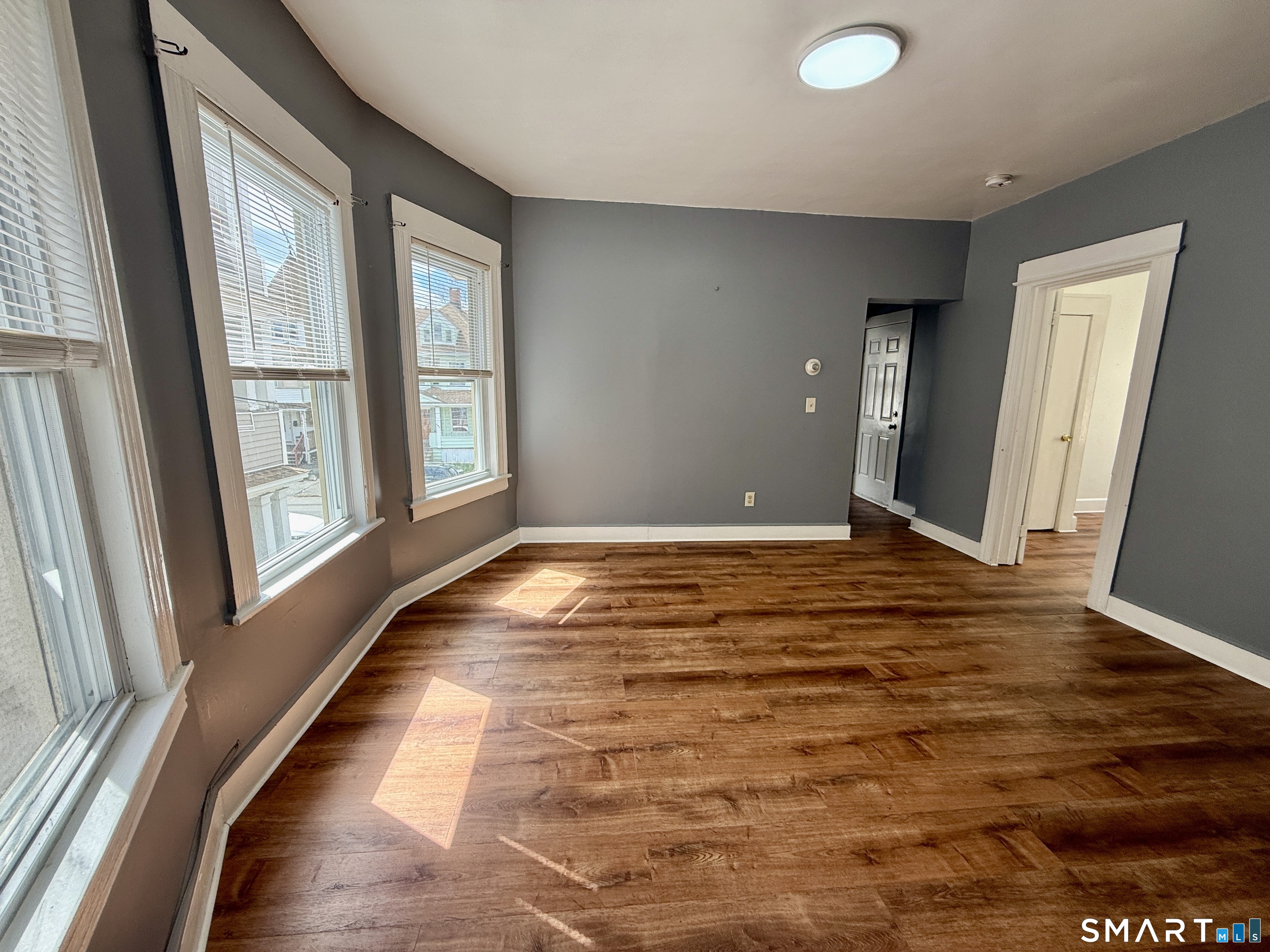 202 6th Street Bridgeport, CT 06607 - Photo 4 of 12