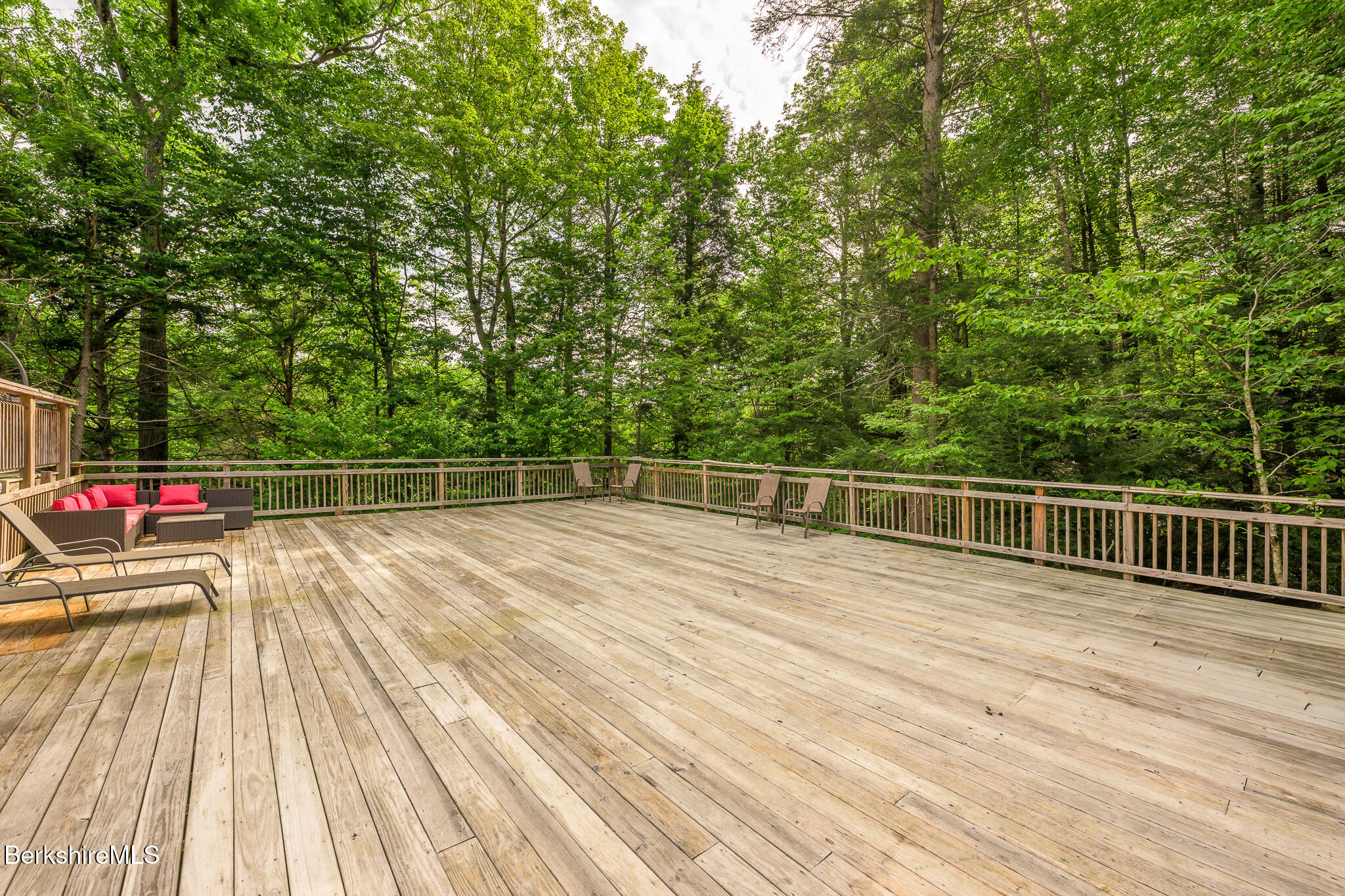 17 Jamie Lane Sandisfield, MA 01255 - Photo 8 of 70 Screen - 17 Jamie Ln Monterey MA 01245-9