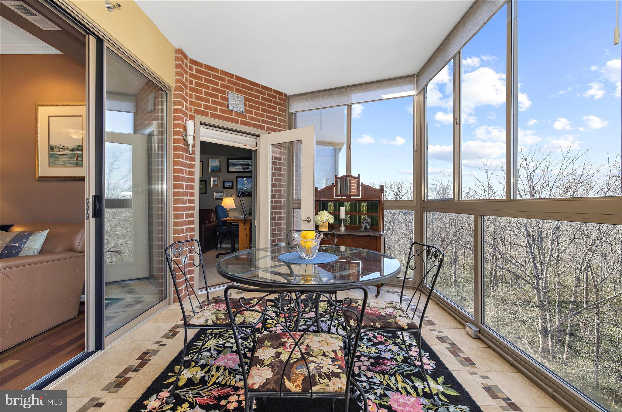 940 Astern Way, Unit 607 Annapolis, MD 21401 - Photo 13 of 45 a dining room with furniture and wooden floor