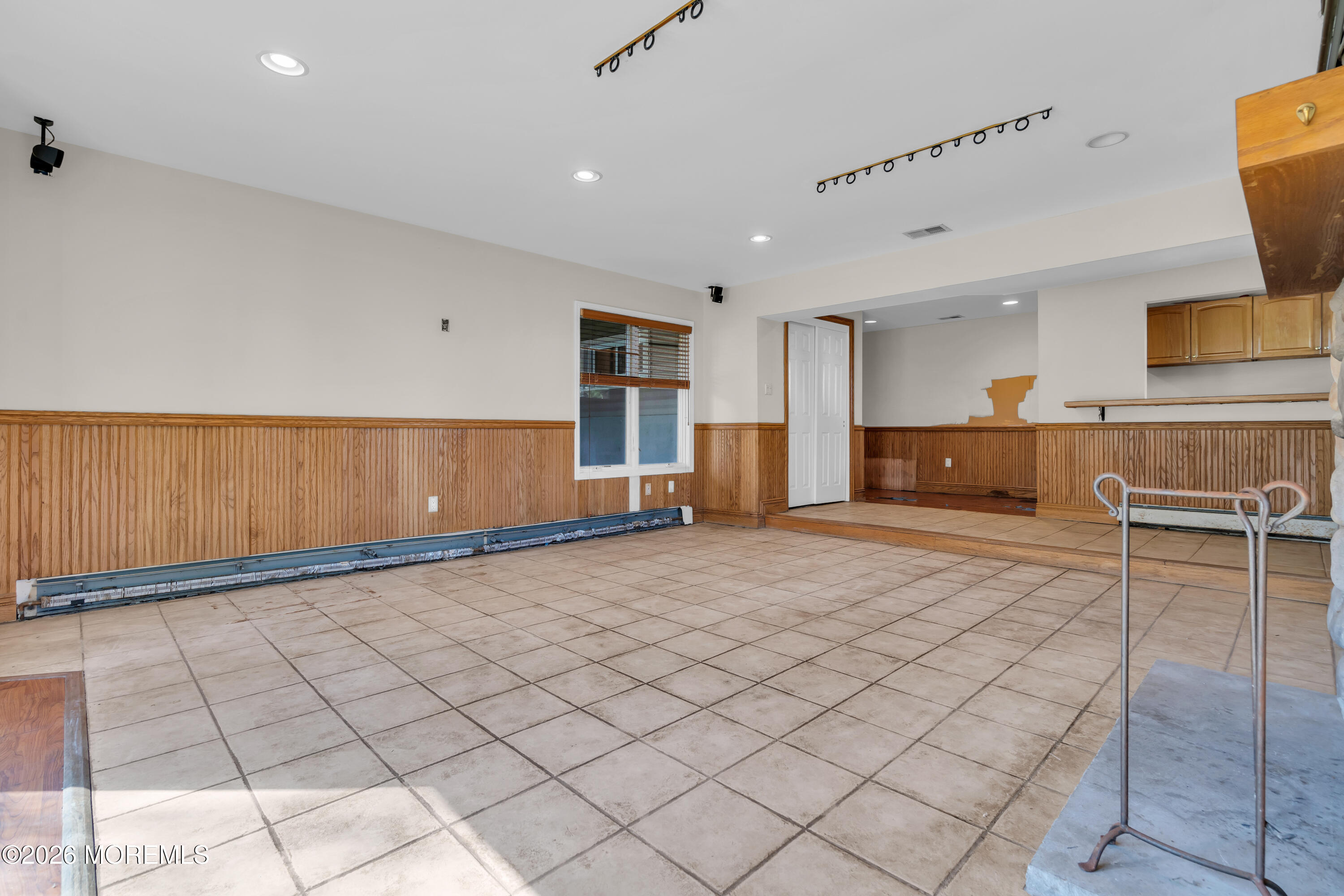 42 Crest Drive Basking Ridge, NJ 07920 - Photo 5 of 59 12-print-_CMP0176