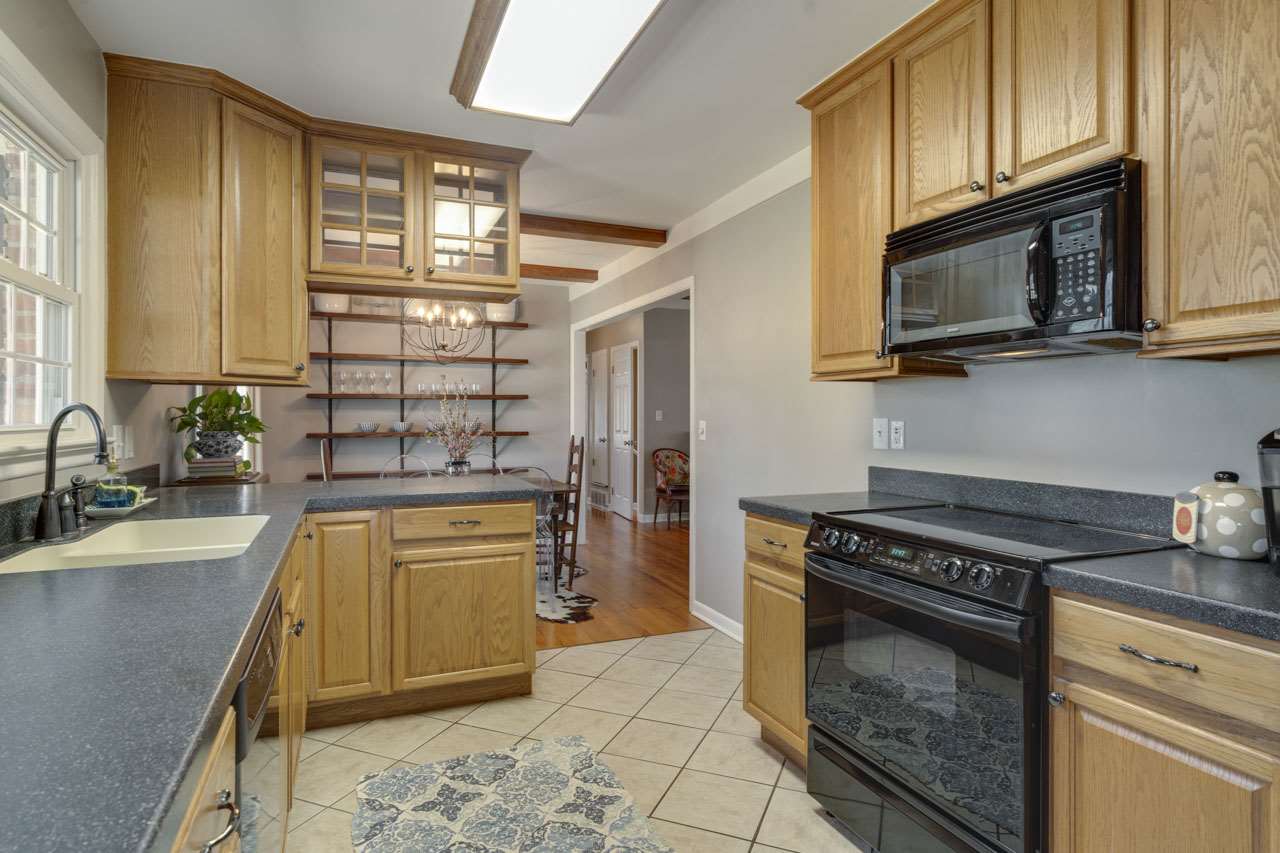 919 Waverly Road Tallahassee, FL 32312 - Photo 15 of 34 Gallery Image 15