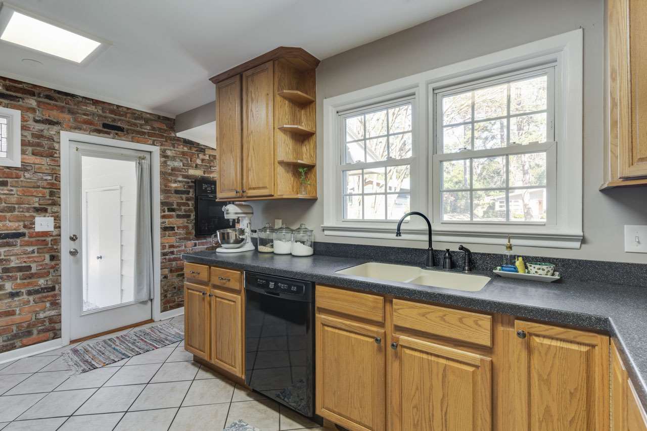 919 Waverly Road Tallahassee, FL 32312 - Photo 17 of 34 Gallery Image 17