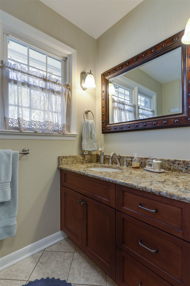 919 Waverly Road Tallahassee, FL 32312 - Photo 9 of 34 Gallery Image 9