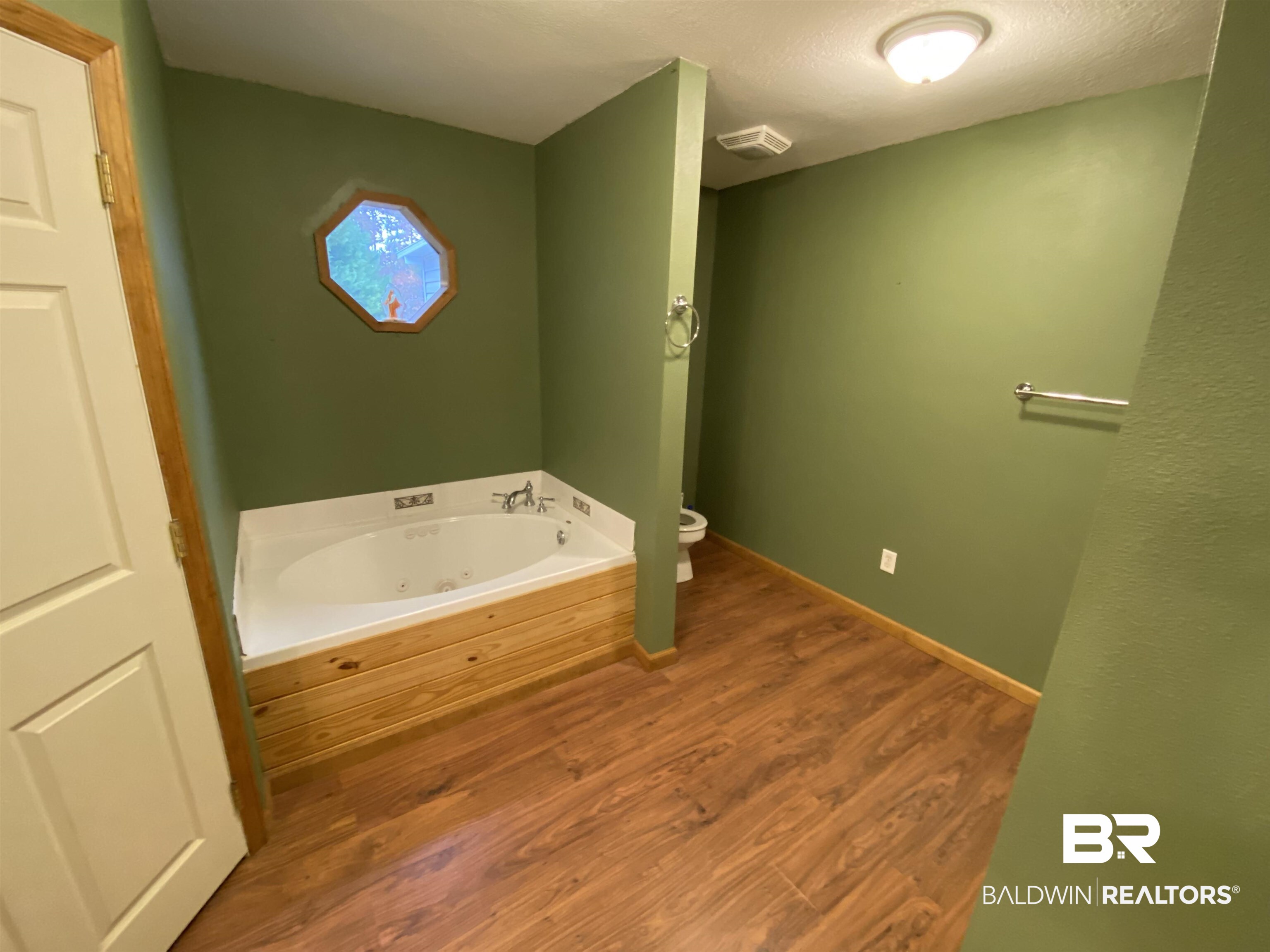 310 Pine Ridge Lane Brewton, AL 36426 - Photo 6 of 9