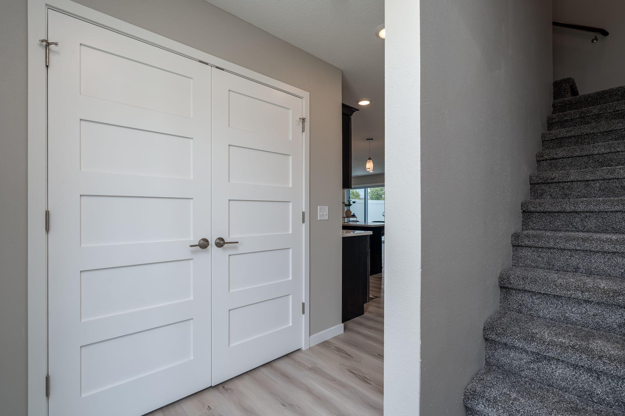 3205 Scotch Lane Mankato, MN 56001 - Photo 3 of 26