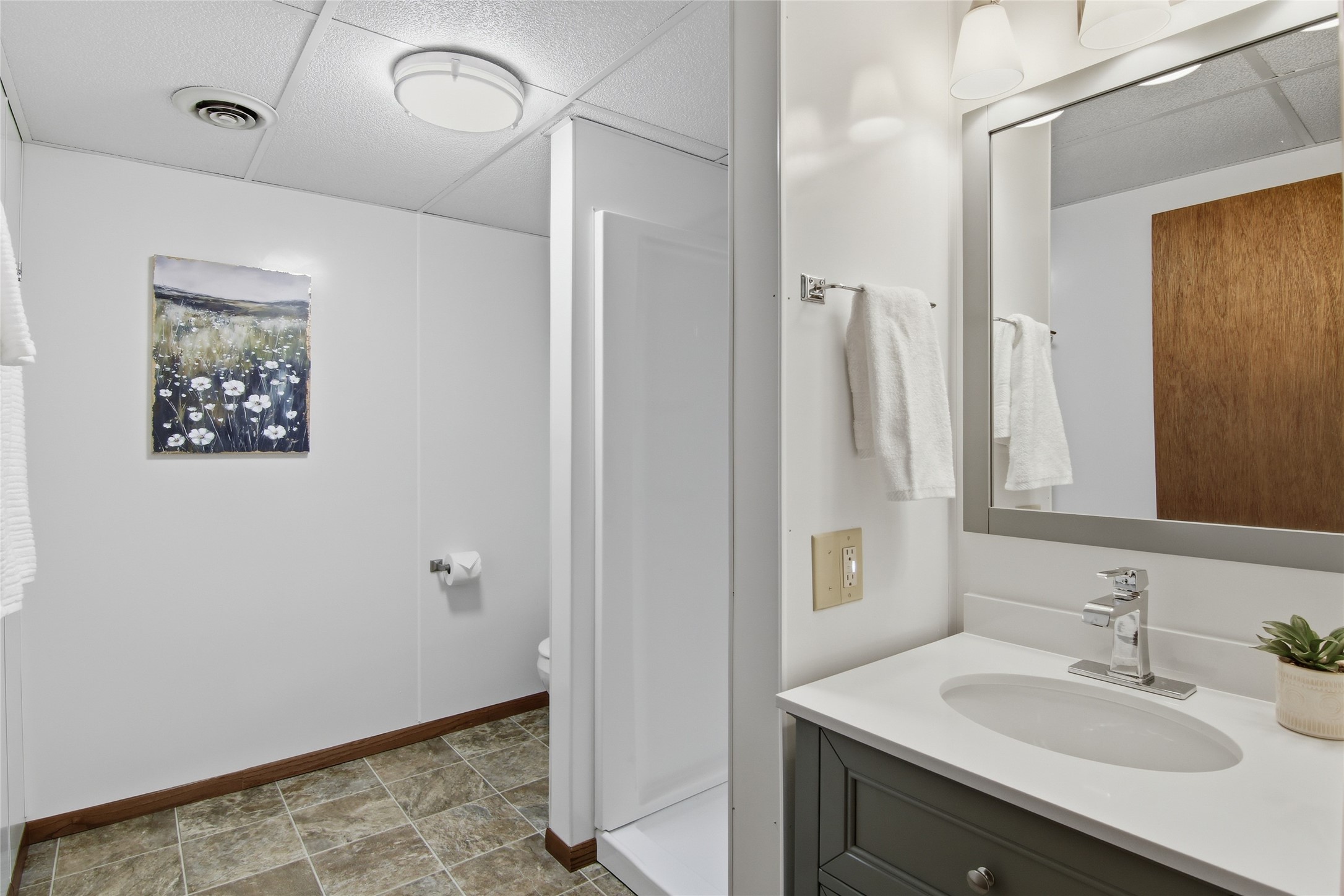 1122 Piedmont Road Eau Claire, WI 54703 - Photo 17 of 38