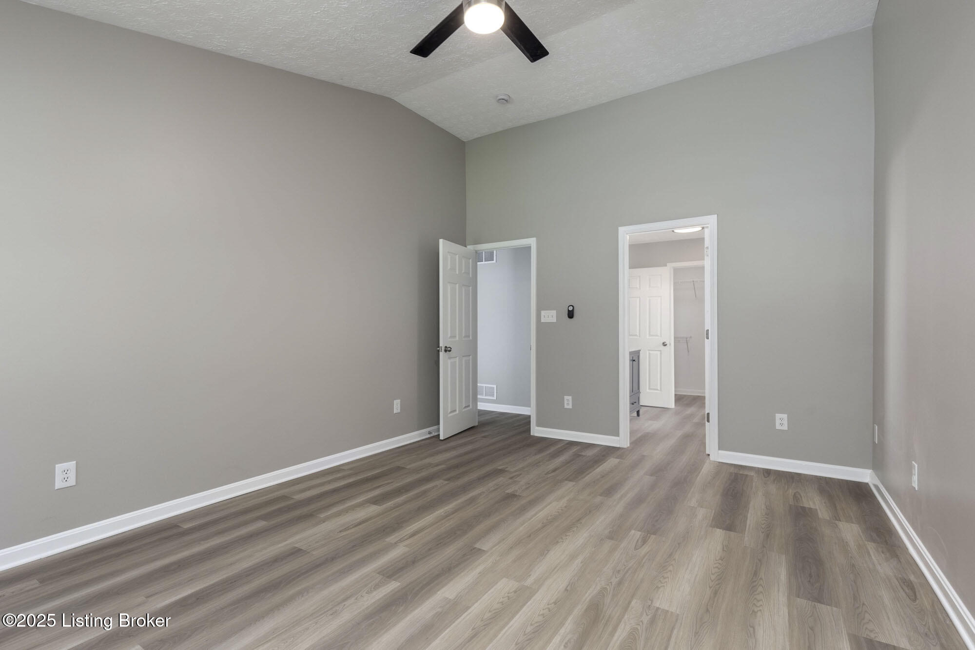 17515 Curry Branch Road Louisville, KY 40245 - Photo 14 of 31 CurryBranch011