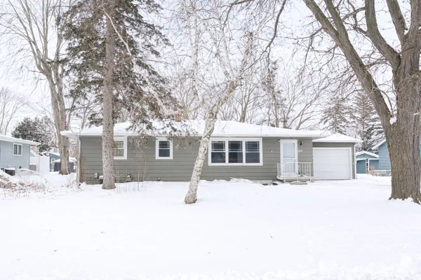 $210,000 | 1232 17th Street Southwest, Willmar, MN 56201