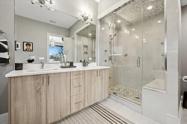 $824,900 | 3518 West Wolfram Street, Unit 2, Chicago, IL 60618