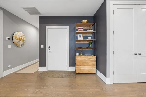 $824,900 | 3518 West Wolfram Street, Unit 2, Chicago, IL 60618