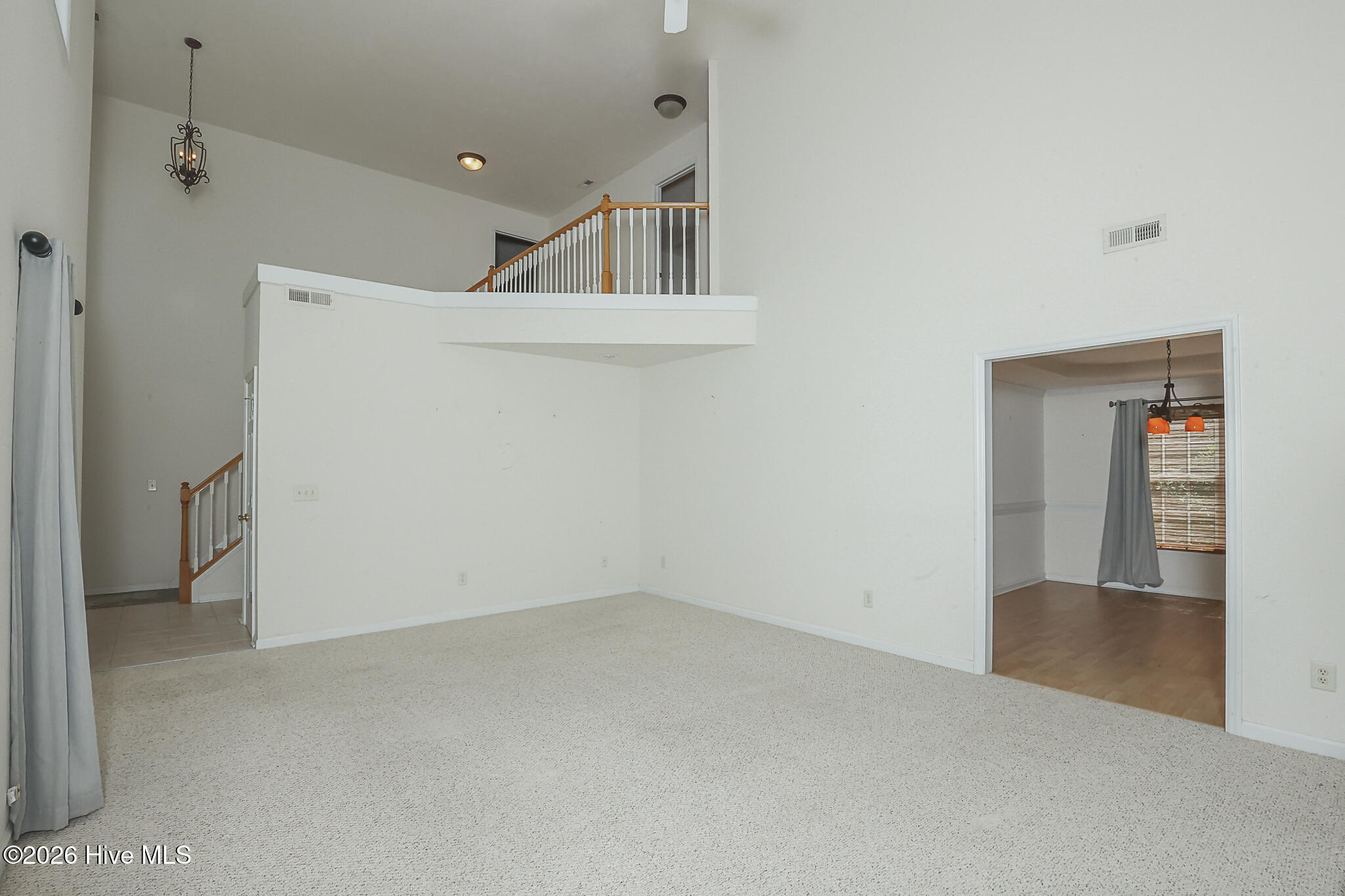 217 Rutherford Way Jacksonville, NC 28540 - Photo 8 of 96 Living Room