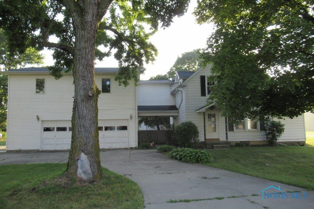 6548 Scotch Ridge Road Pemberville, OH 43450 - Photo 2 of 25 Gallery Image 2