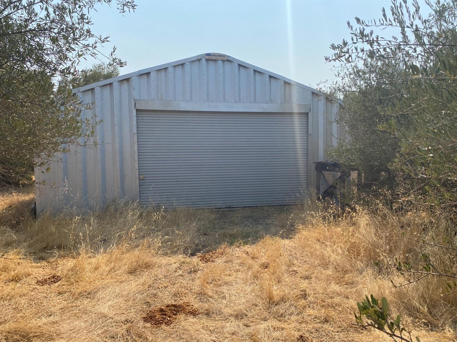 5123 La Porte Road Marysville, CA 95901 - Photo 1 of 1 a backyard of a house