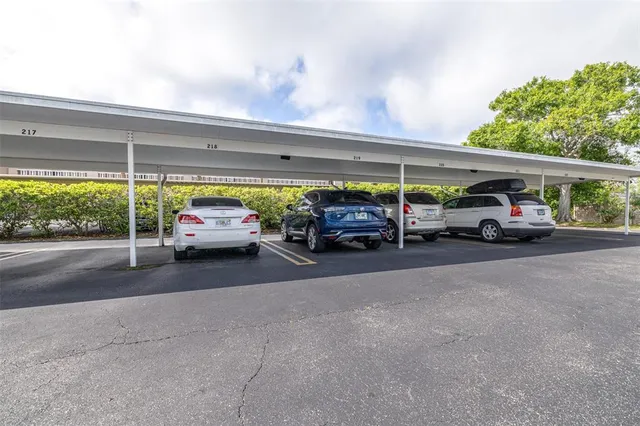 $199,000 | 1706 Belleair Forest Drive, Unit 336, Belleair, FL 33756