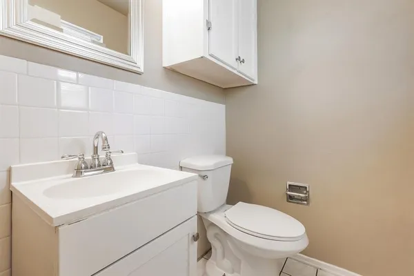 $1,580 | 701 East Mission Street, Crowley, TX 76036