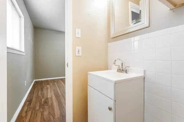 $1,580 | 701 East Mission Street, Crowley, TX 76036