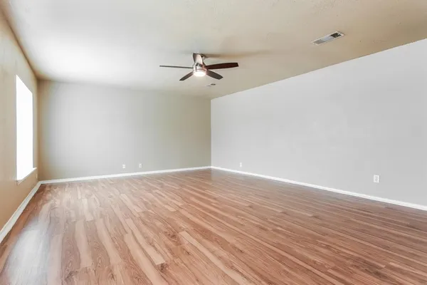 $1,580 | 701 East Mission Street, Crowley, TX 76036