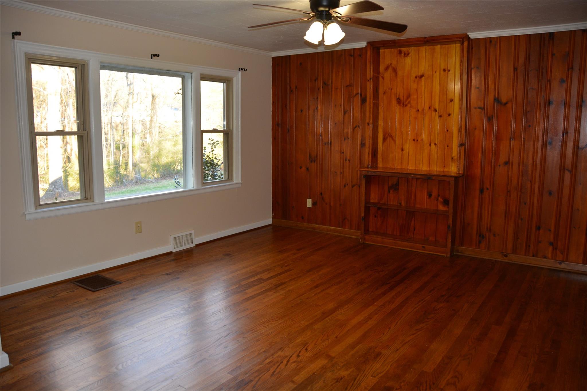198 Shuford Road Marion, NC 28752 - Photo 10 of 19 Gallery Image 10