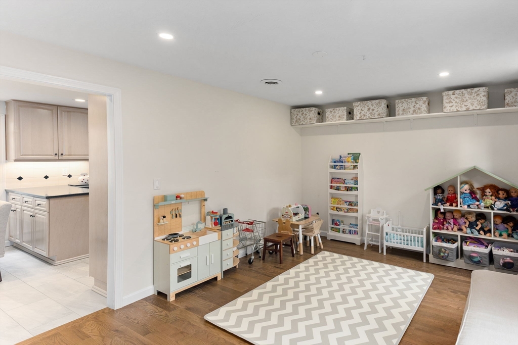 1 Montaup Road Sharon, MA 02067 - Photo 12 of 42