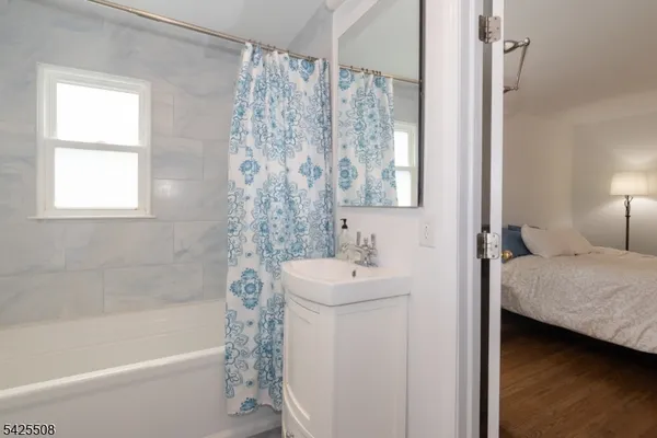 $550,000 | 35 Sanford Drive, Randolph, NJ 07869