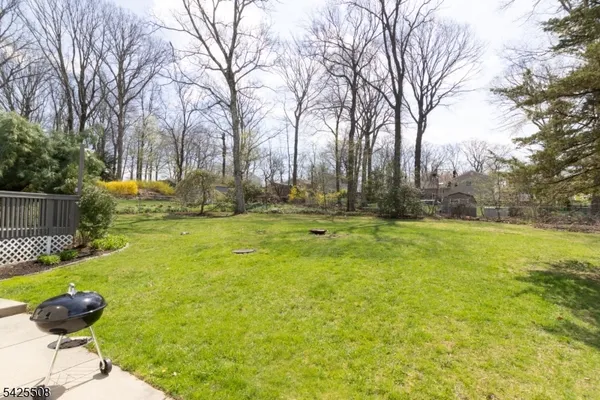 $550,000 | 35 Sanford Drive, Randolph, NJ 07869