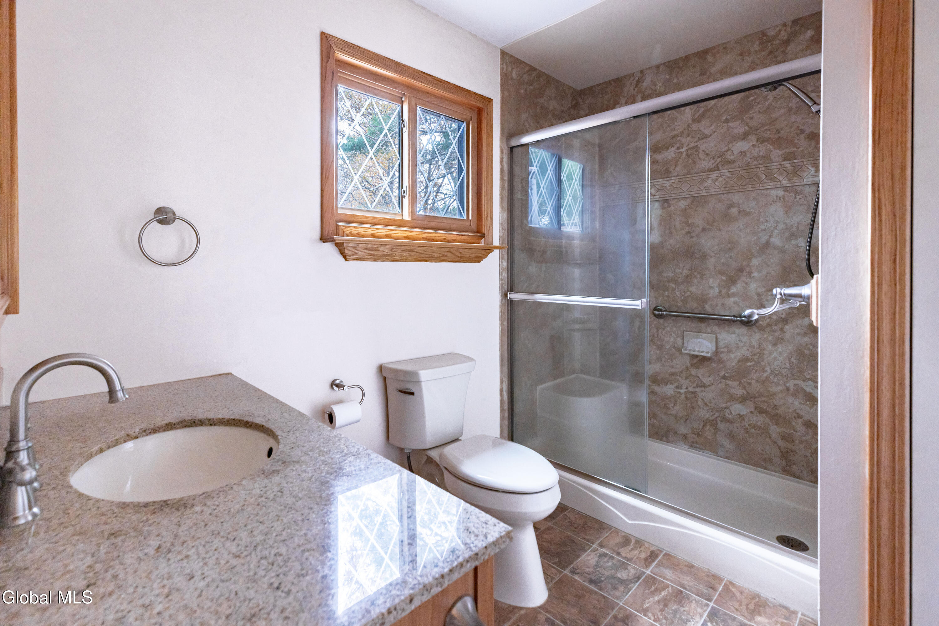 67 Pico Road Clifton Park, NY 12065 - Photo 30 of 64 2nd flr bath