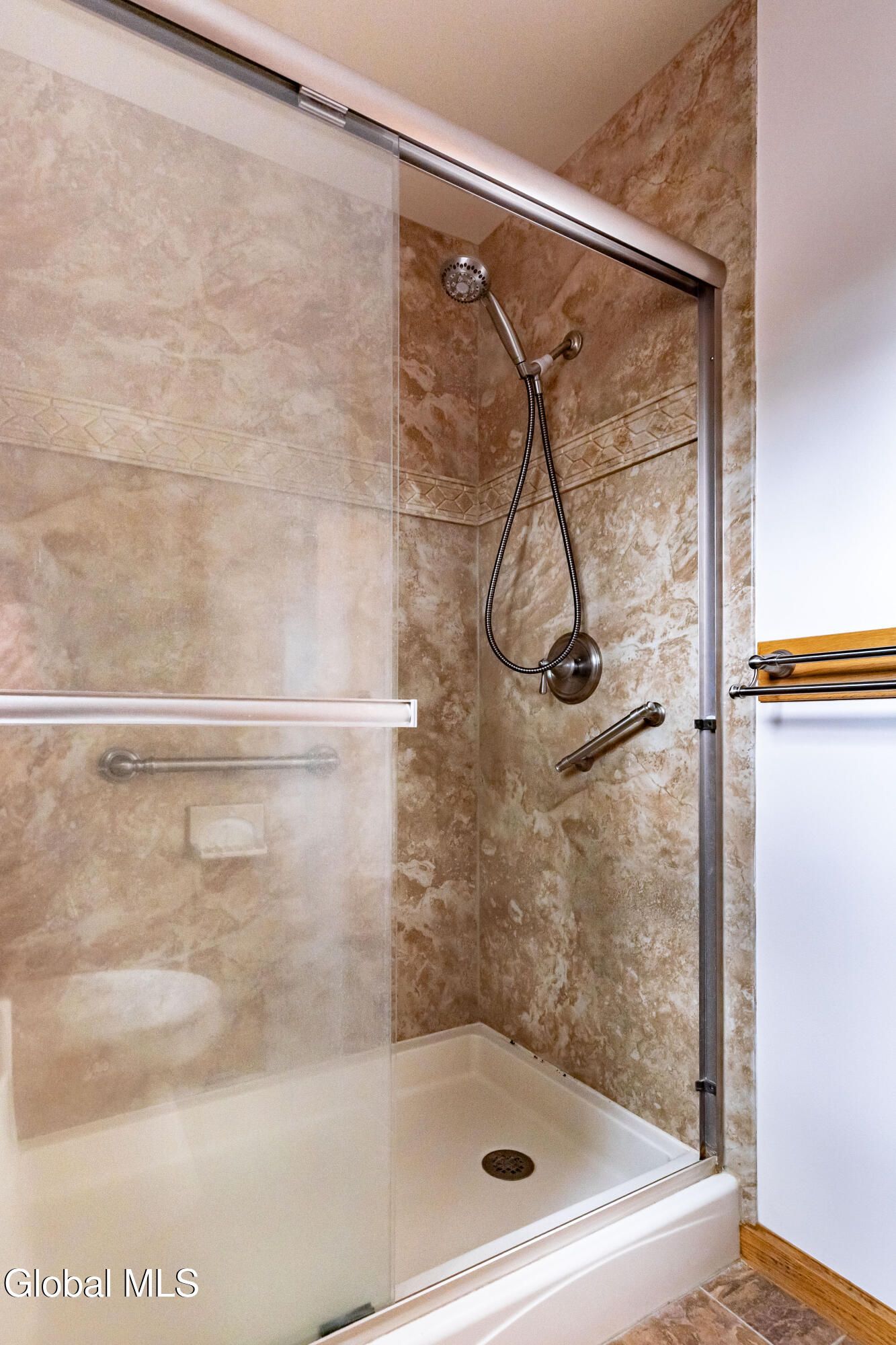 67 Pico Road Clifton Park, NY 12065 - Photo 31 of 64 2nd flr bath