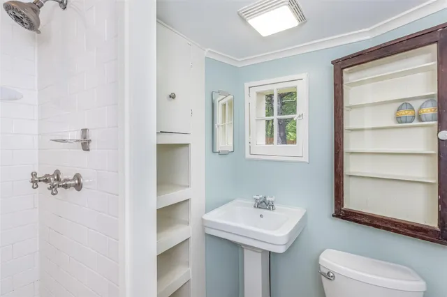 $485,000 | 571-575 Peninsula Boulevard, Cedarhurst, NY 11516