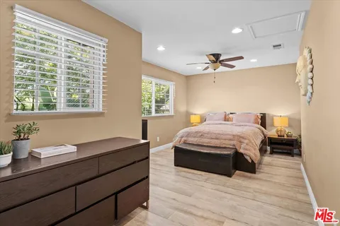 $1,899,000 | 14440 Valley Vista Boulevard, Sherman Oaks, CA 91423