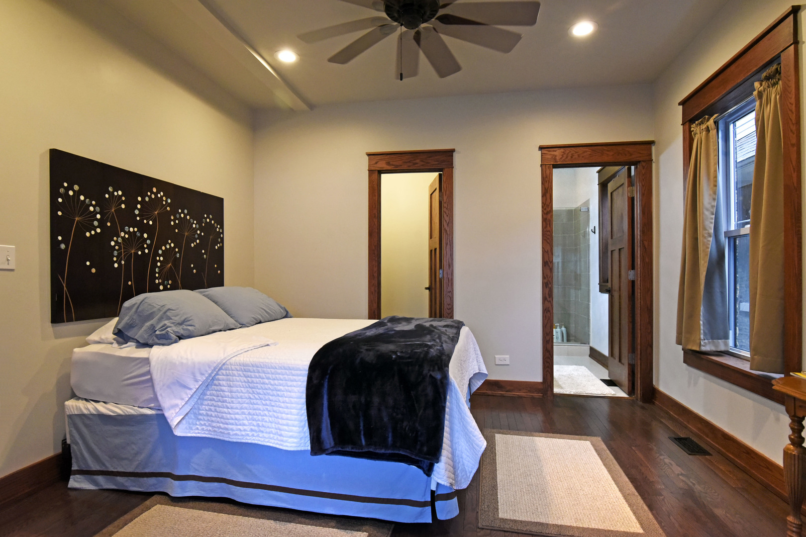 Undisclosed Address Chicago, IL 60625 - Photo 16 of 33