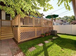 Undisclosed Address Chicago, IL 60625 - Photo 31 of 33