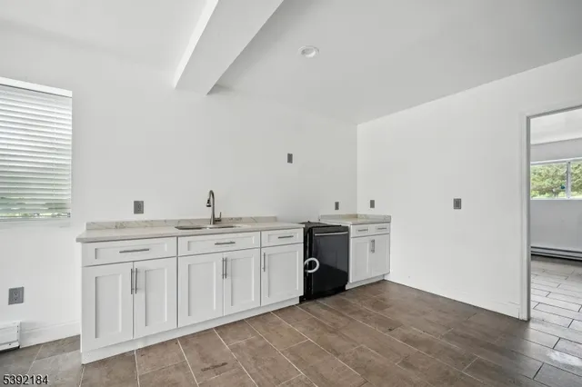 $2,450 | 310 Lake Shore South, Unit D, Montague, NJ 07827